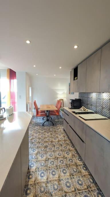 Le 828 : Appartement En Plein Centre De Ван Екстериор снимка